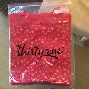 NWT Whimsical winter print thirty-one storage tote